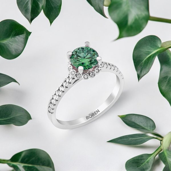 green mozanit with background-Photoroom